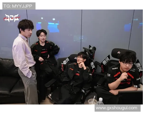 JDG状态变革引发热议S15电竞总决赛英雄联盟赛场精彩纷呈 JDG状态变革引发热议S15电竞总决赛英雄联盟赛场精彩纷呈